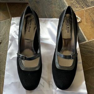 Worn once! 9.5 but fits like 9.